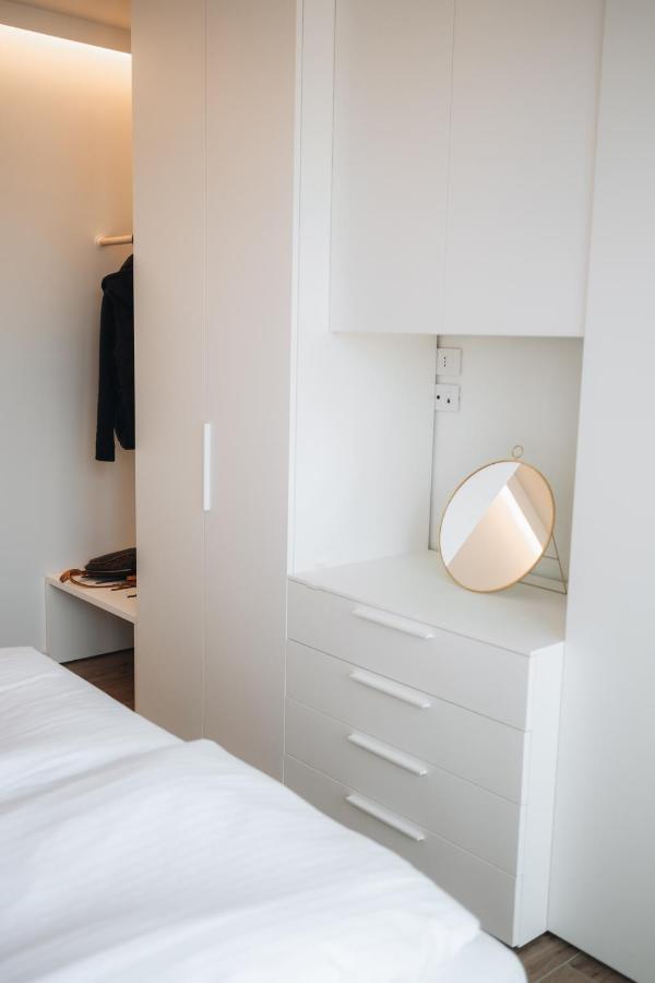 Sea Breeze Aparthotel Caorle Exteriör bild